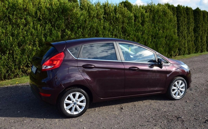 Ford Fiesta cena 21200 przebieg: 168350, rok produkcji 2009 z Kamieńsk małe 137